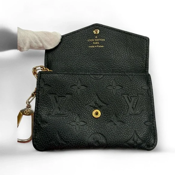 LOUIS VUITTON Empreinte Key Clés in Black Monogram. - Picture 2 of 9